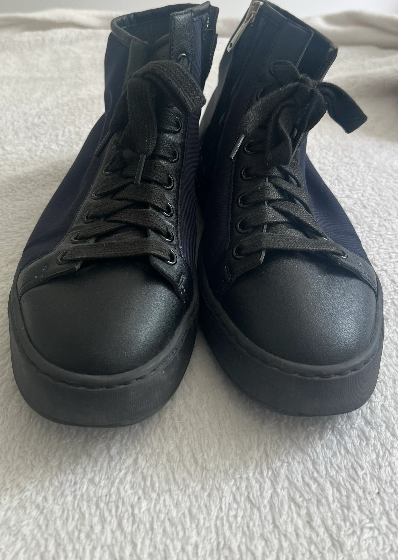 Basket homme bleu marine santoni 